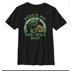 Youth Medium Star Wars Black Yoda 'Pinch Me You Will Not' St. Patrick's Tshirt.